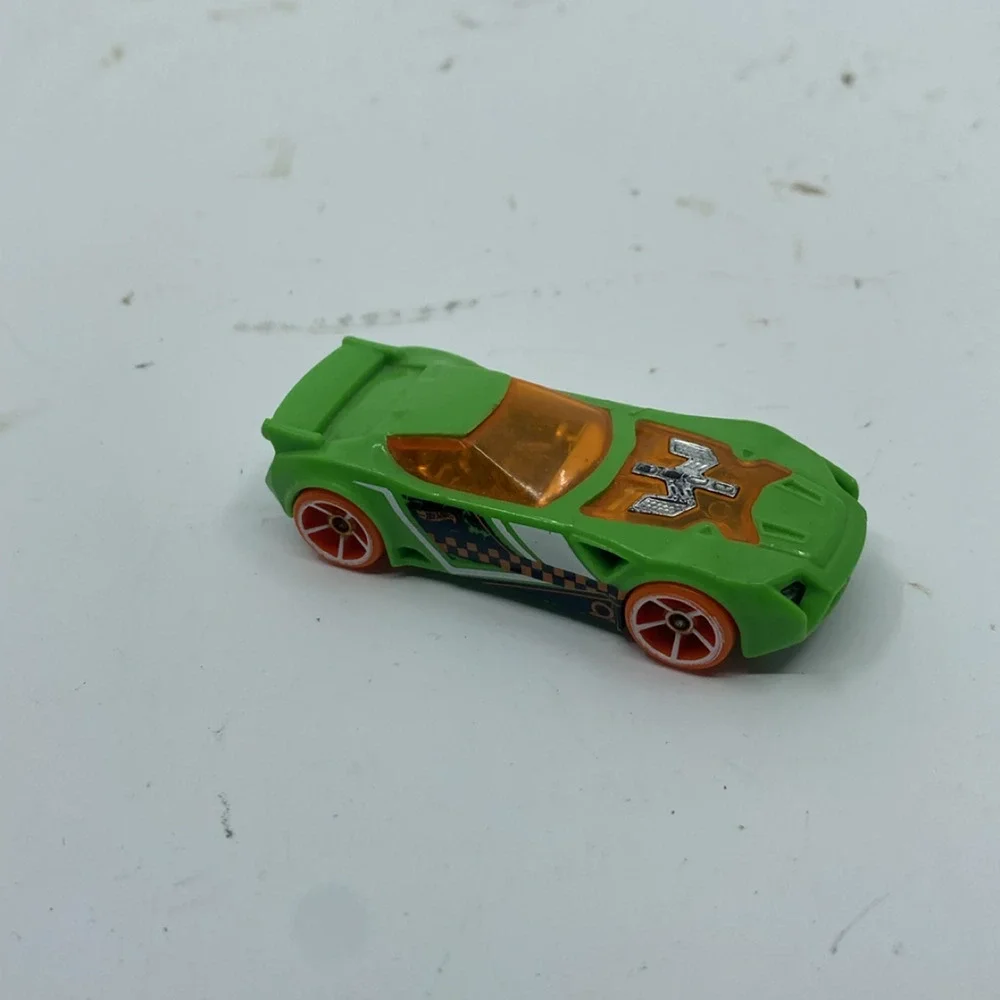 Hot Wheels Nerve Hammer Green Diecast Toy Car